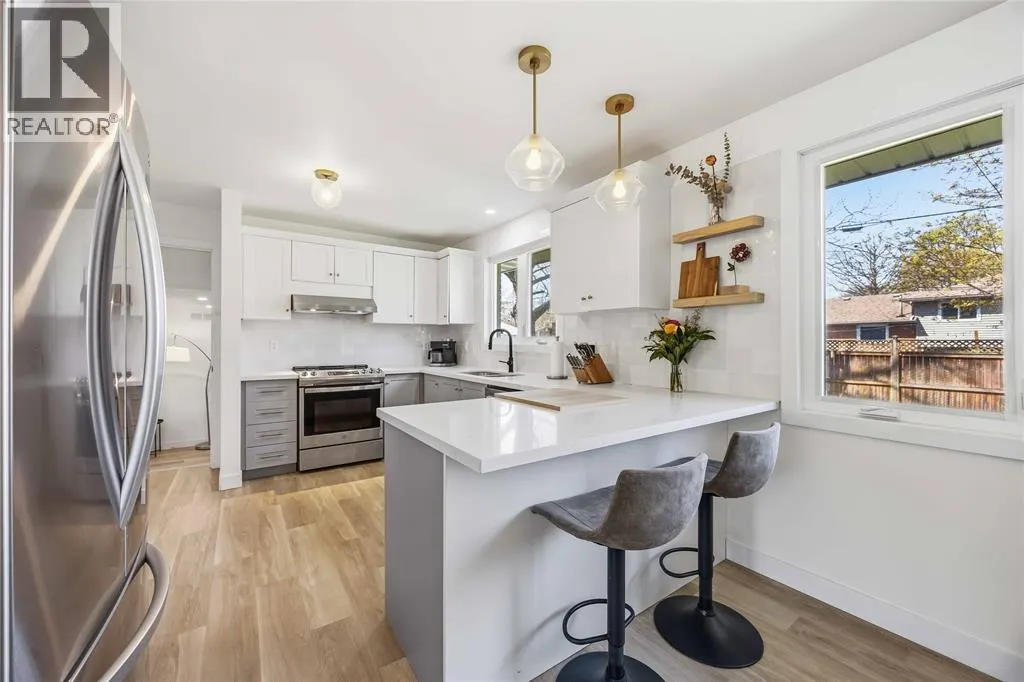 1405 MURPHY ROAD