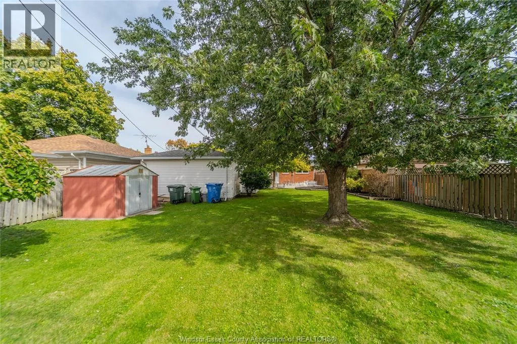1049 BUCKINGHAM ROAD