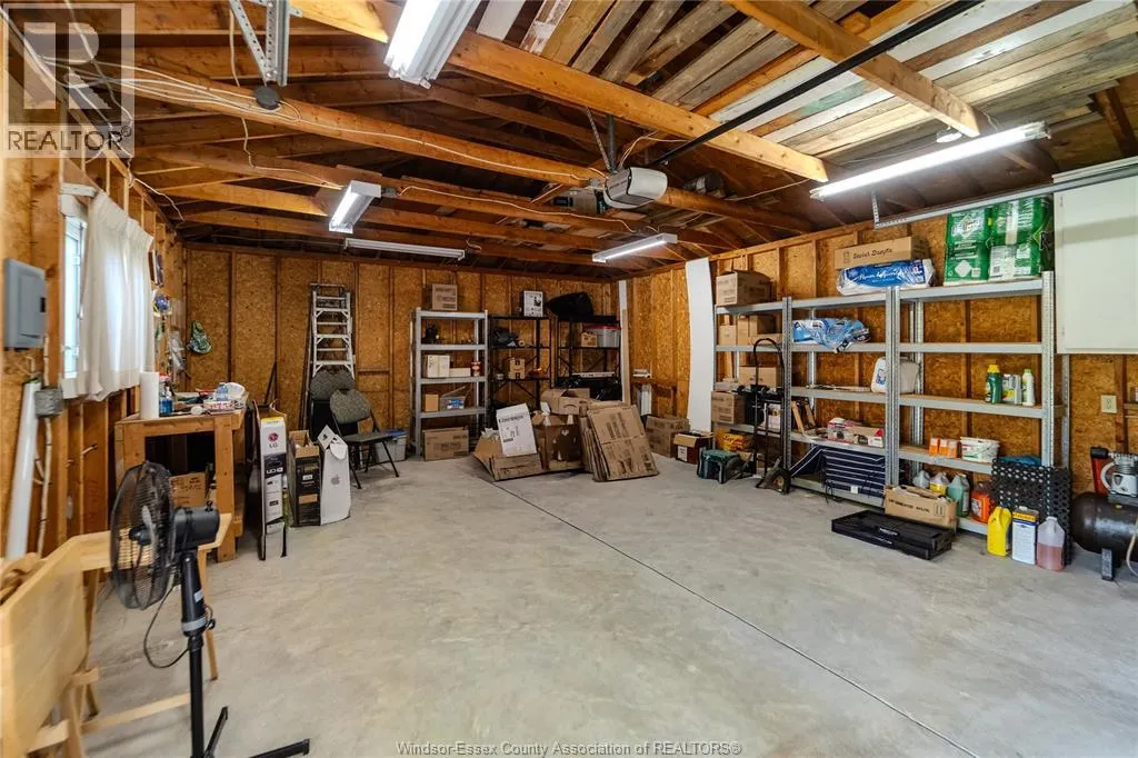 1049 BUCKINGHAM ROAD