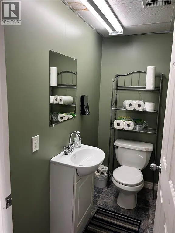 123 CHRISTINA STREET North Unit# MAIN FLOOR