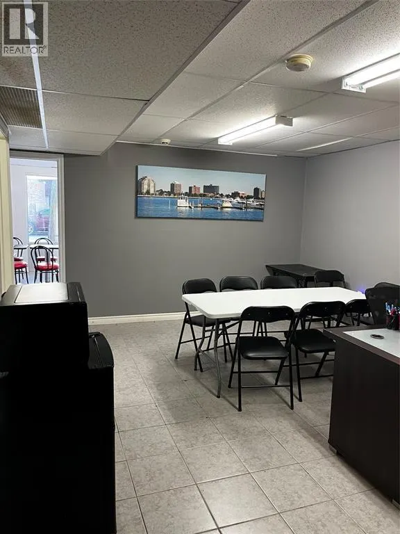 123 CHRISTINA STREET North Unit# MAIN FLOOR