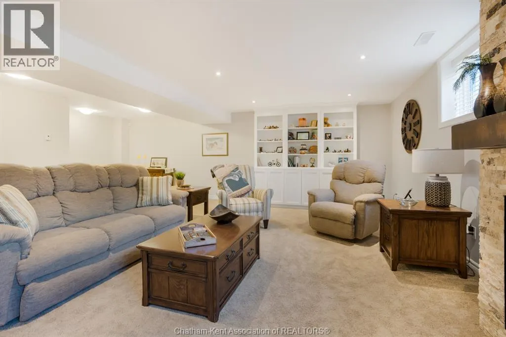 117 COTTAGE PLACE