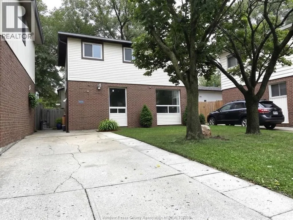 1219 AIRE PLACE