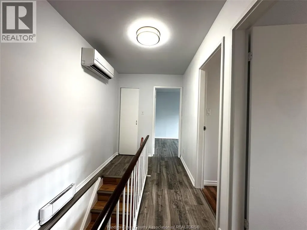 1219 AIRE PLACE