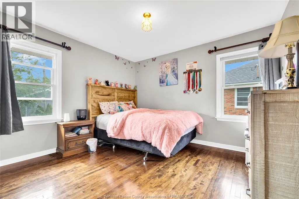146 HURON