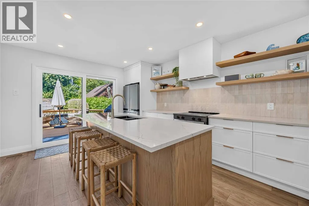2468 Hamilton ROAD