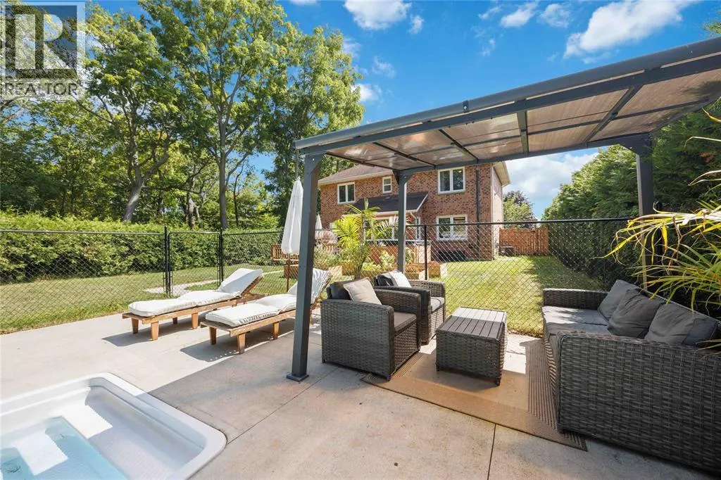 2468 Hamilton ROAD