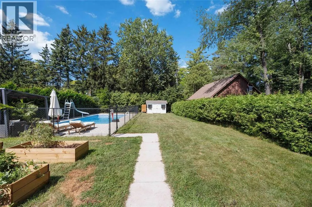 2468 Hamilton ROAD
