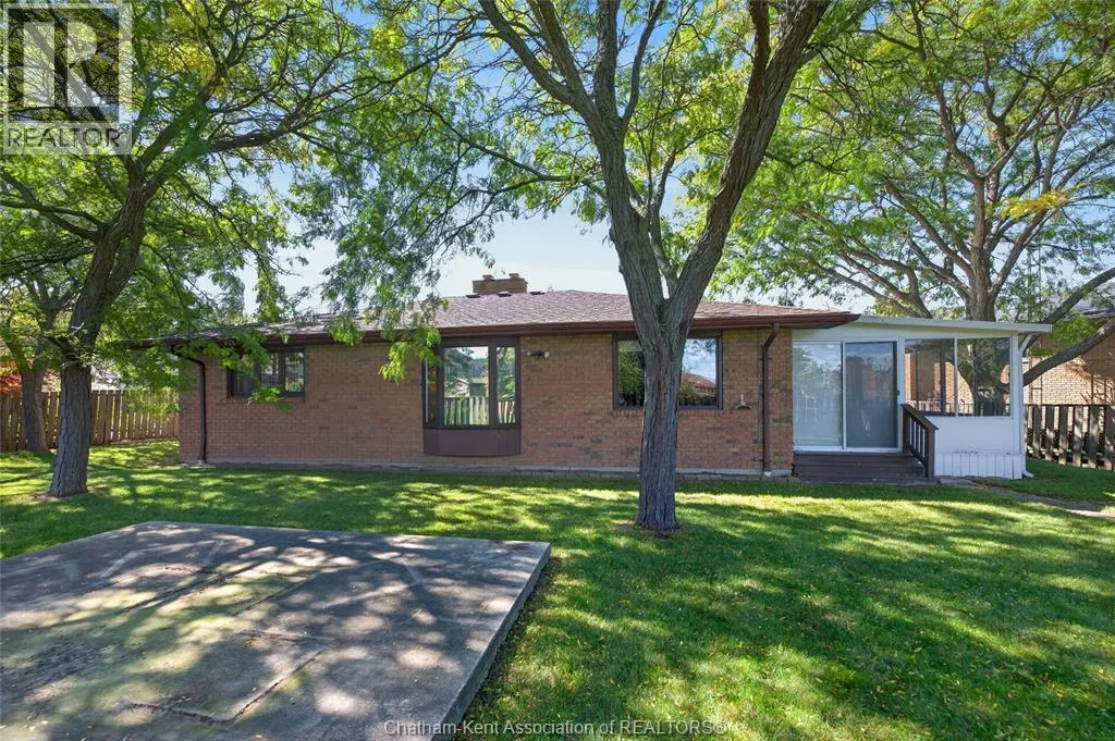 3 CRANE CRESCENT