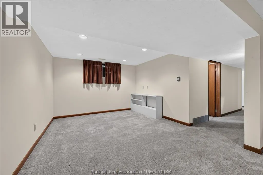 3 CRANE CRESCENT