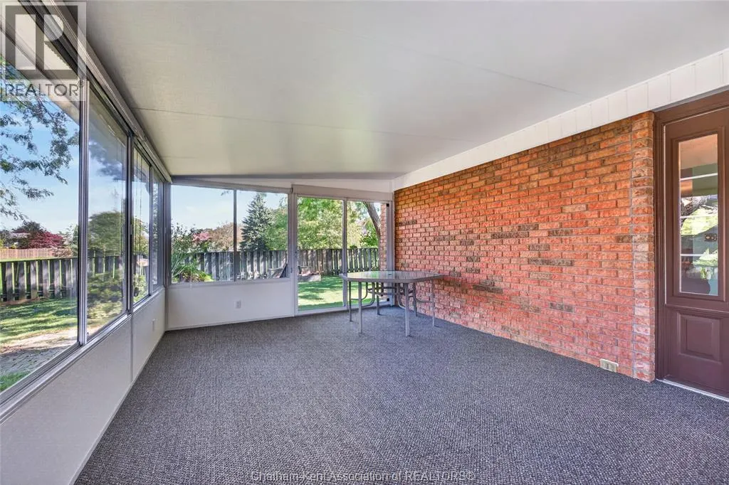 3 CRANE CRESCENT