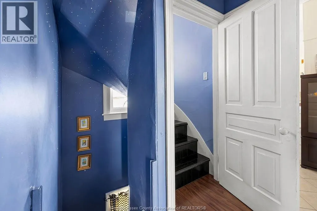 274 CRAWFORD AVENUE