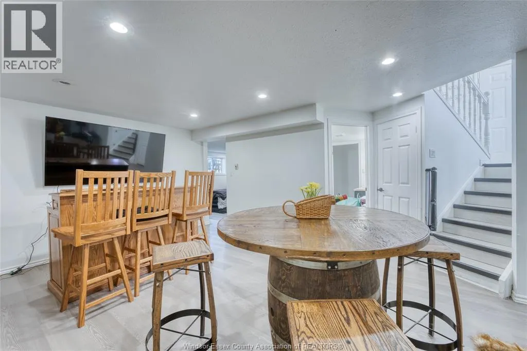 24 HOMESTEAD DRIVE