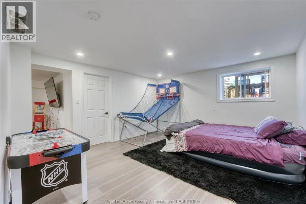 24 HOMESTEAD DRIVE