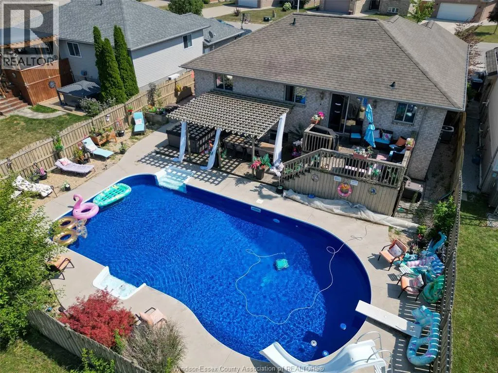 24 HOMESTEAD DRIVE