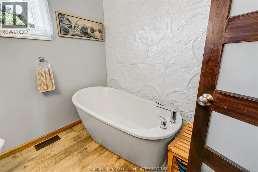 7527 TALBOT TRAIL