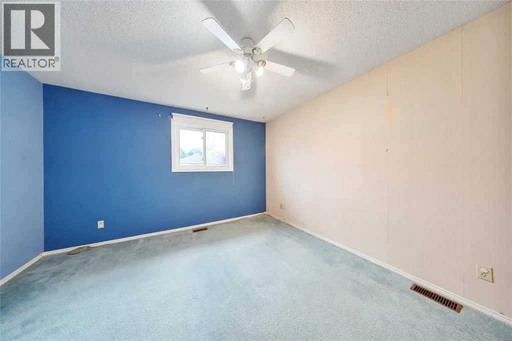 1276 Thistledown AVENUE