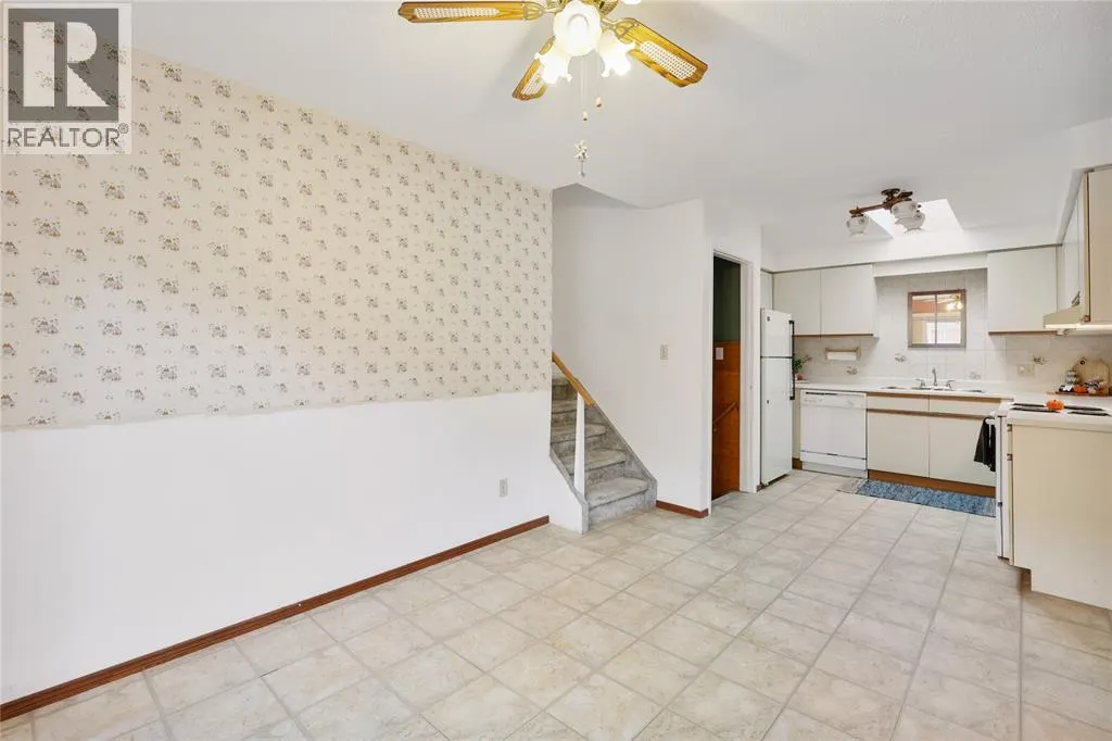 1276 Thistledown AVENUE