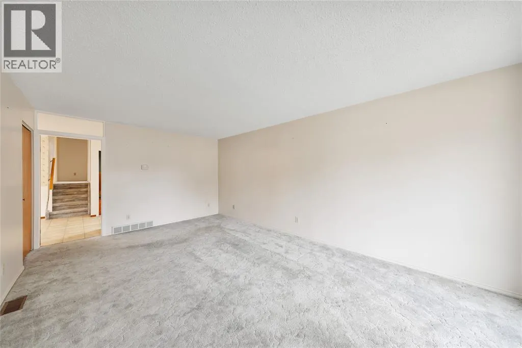 1276 Thistledown AVENUE
