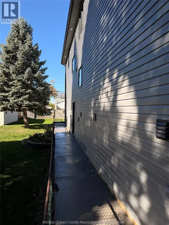 636 EUGENIE STREET East
