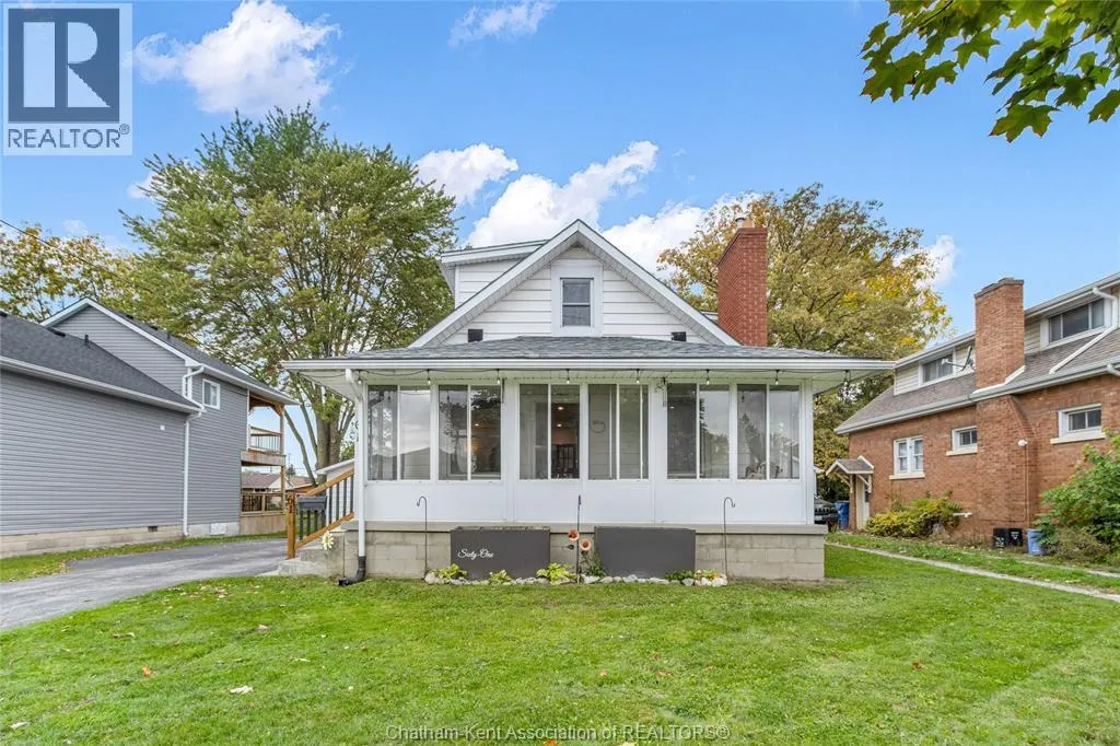 61 UNIVERSITY AVENUE