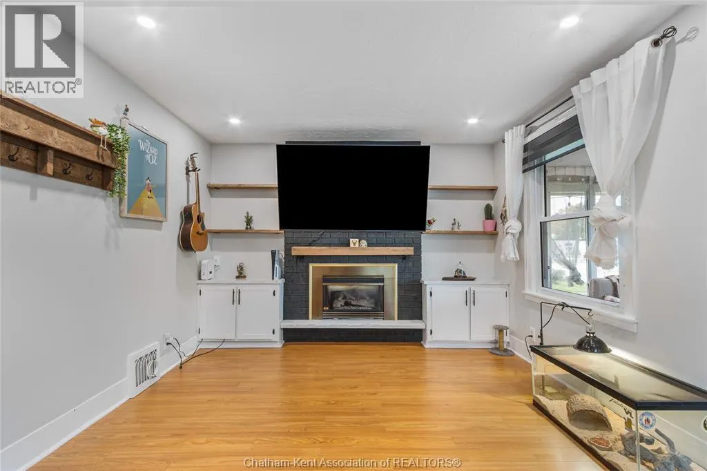 61 UNIVERSITY AVENUE
