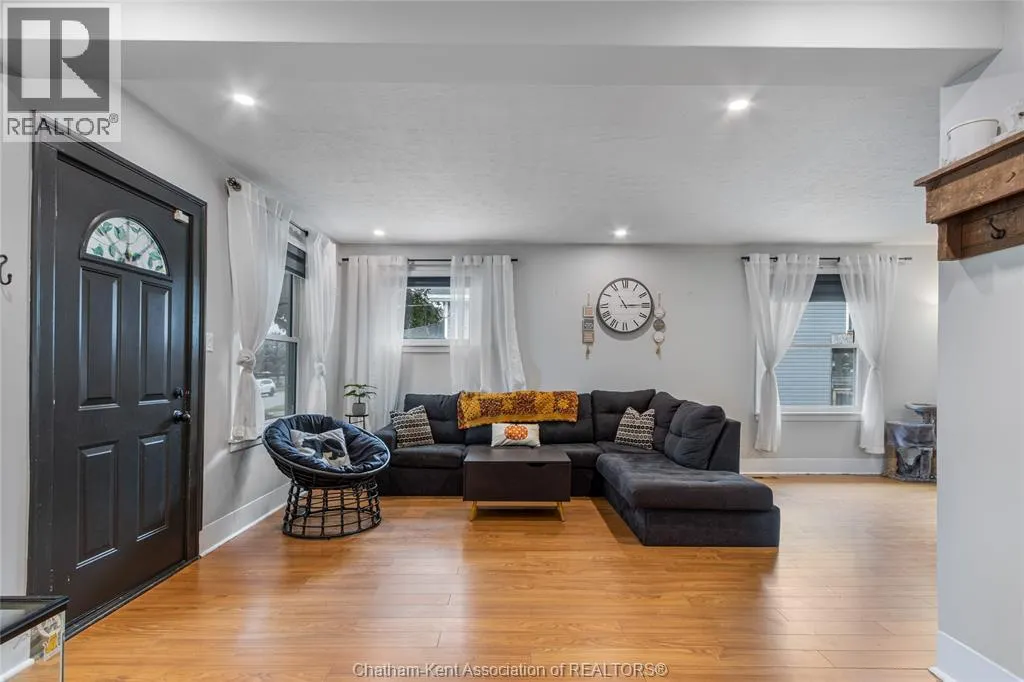 61 UNIVERSITY AVENUE