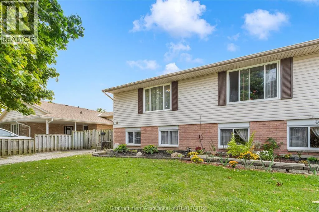 8 TIMOTHY CRESCENT