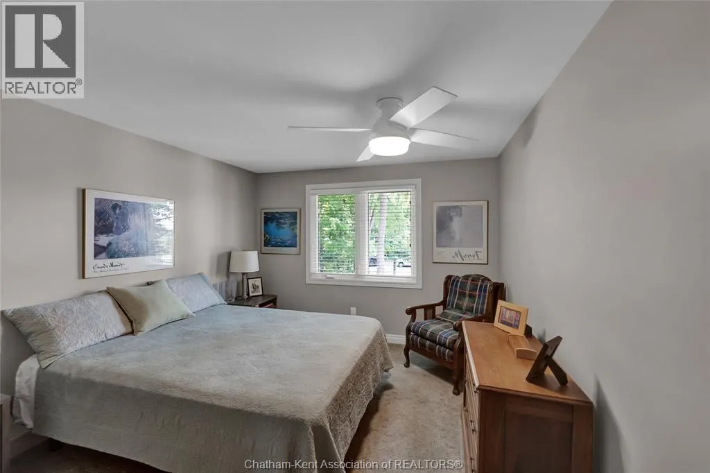 9133 Woodland CRESCENT