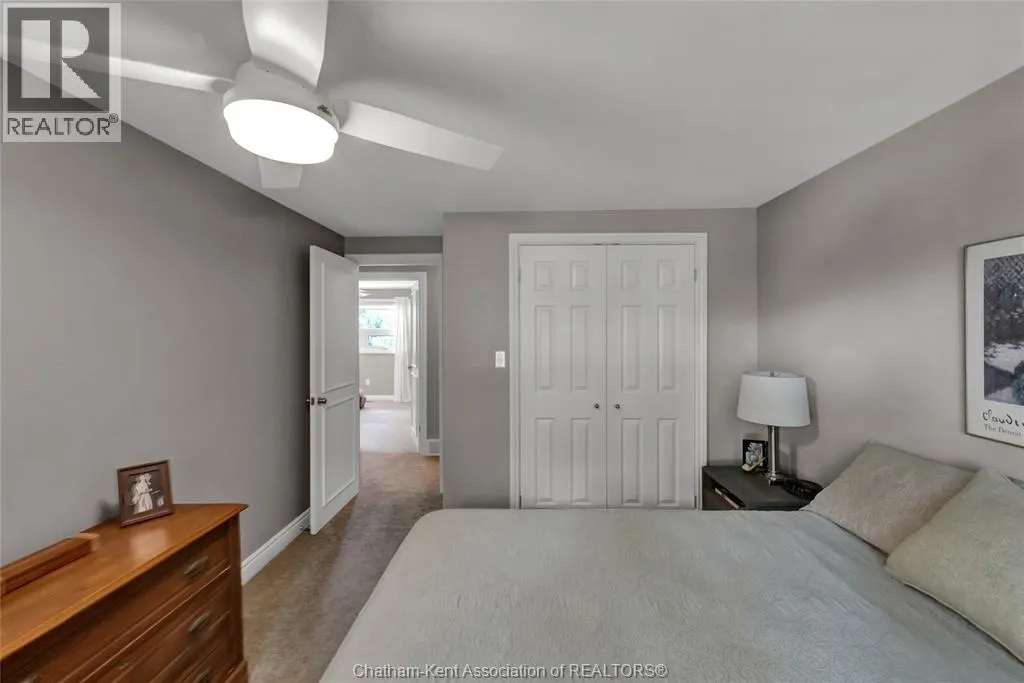 9133 Woodland CRESCENT