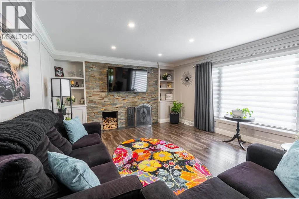 1272 GLEN DOUGLAS DRIVE