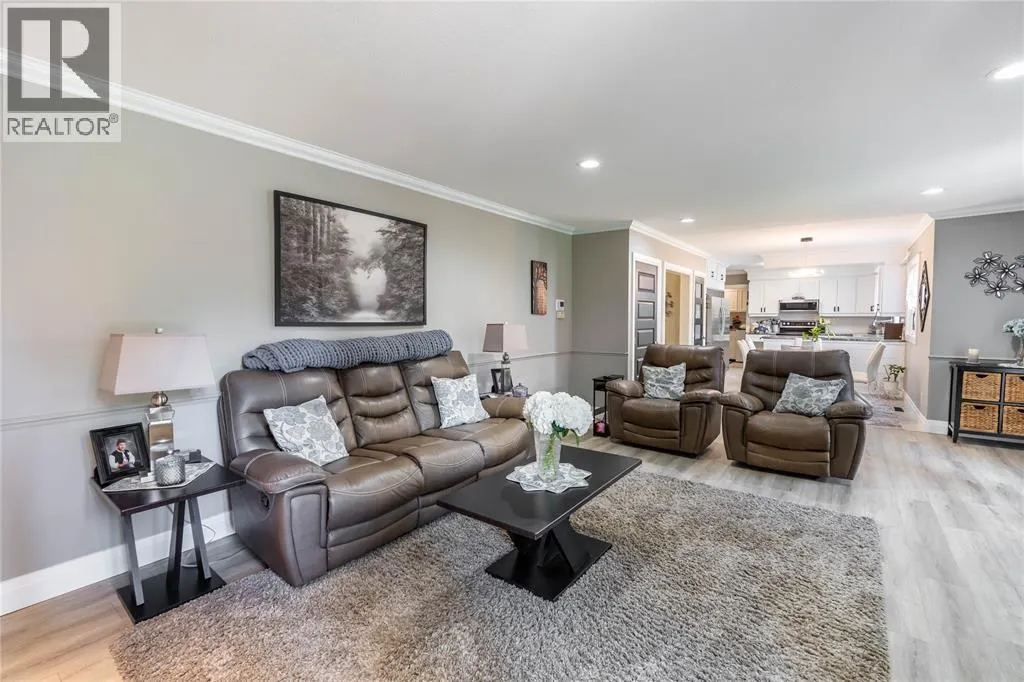1272 GLEN DOUGLAS DRIVE