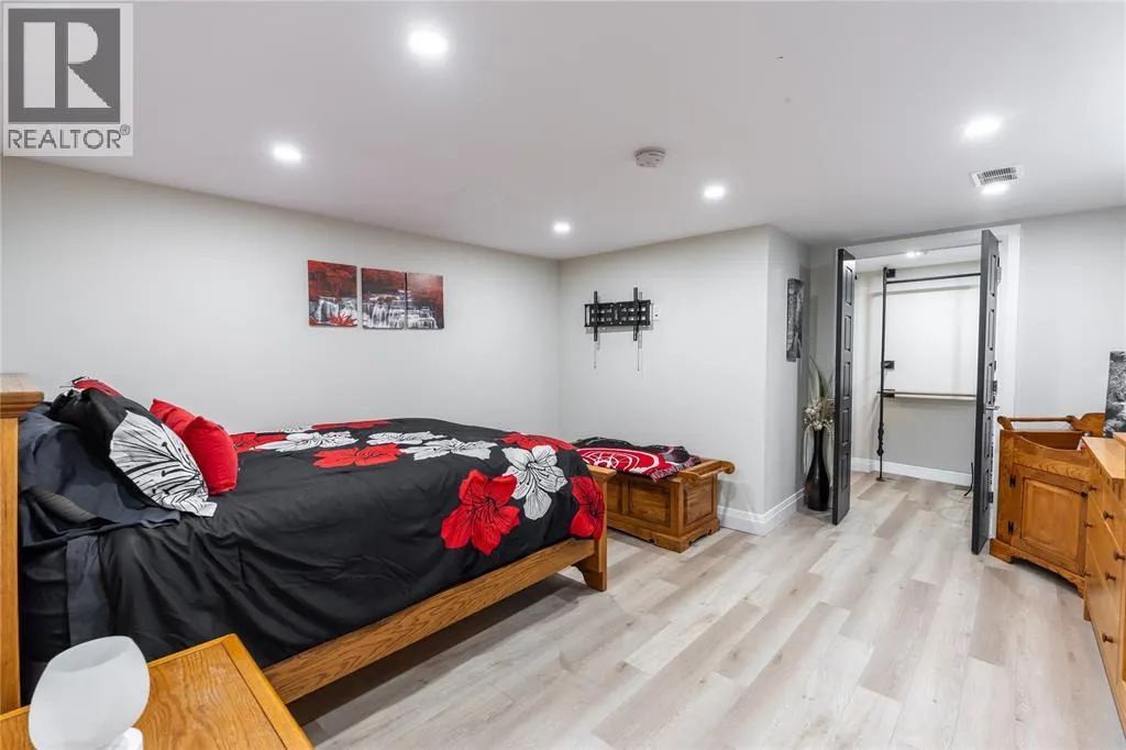 1272 GLEN DOUGLAS DRIVE