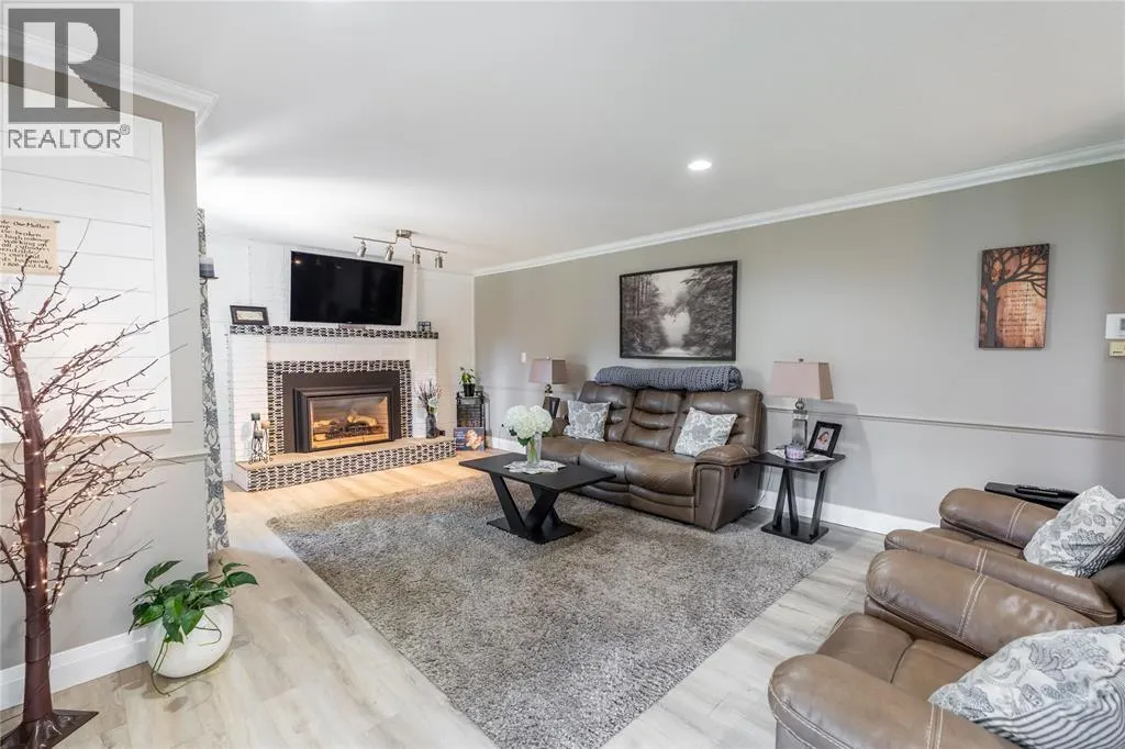 1272 GLEN DOUGLAS DRIVE