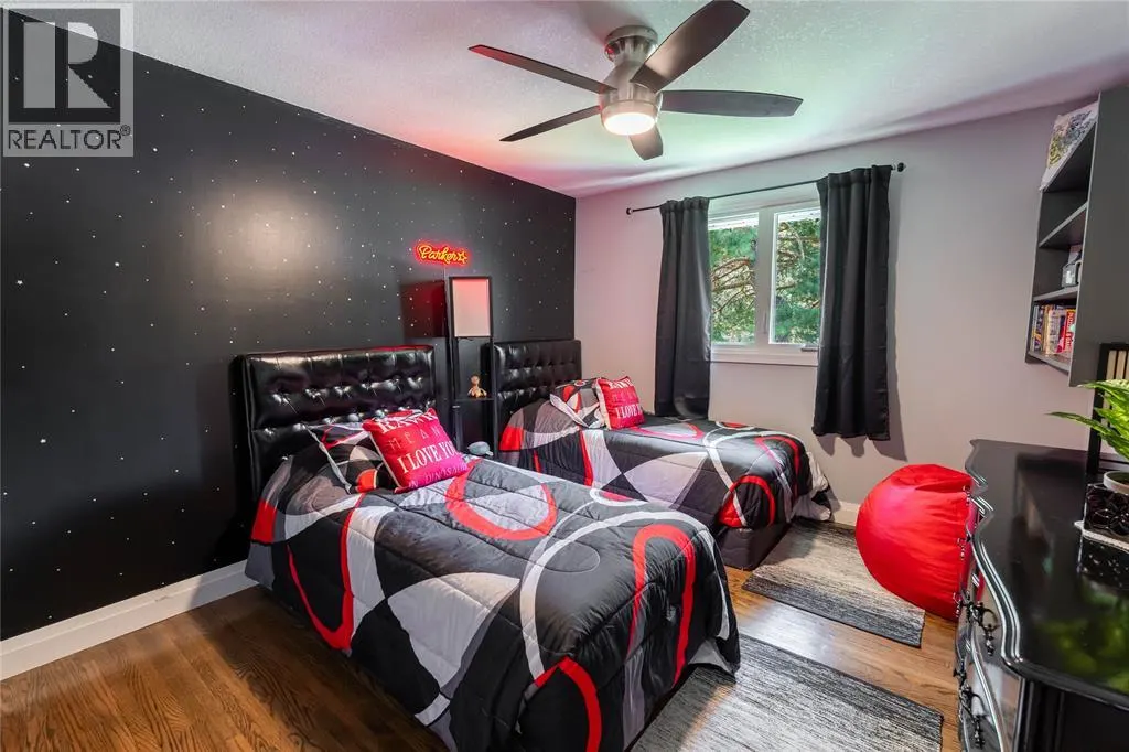 1272 GLEN DOUGLAS DRIVE