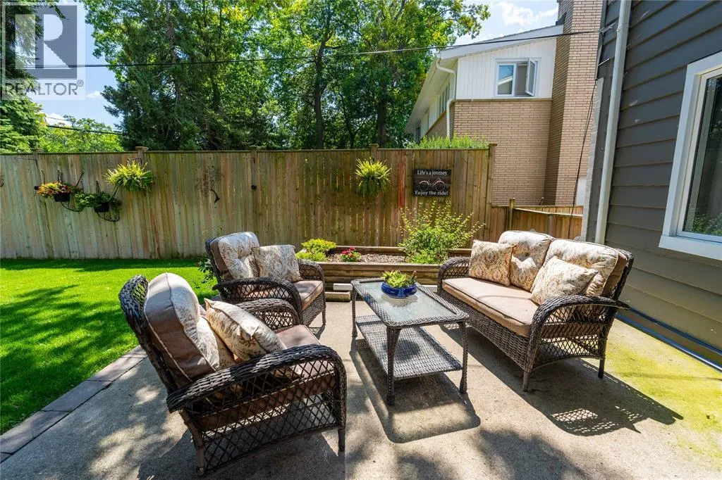 1272 GLEN DOUGLAS DRIVE