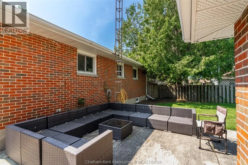71 McFarlane AVENUE