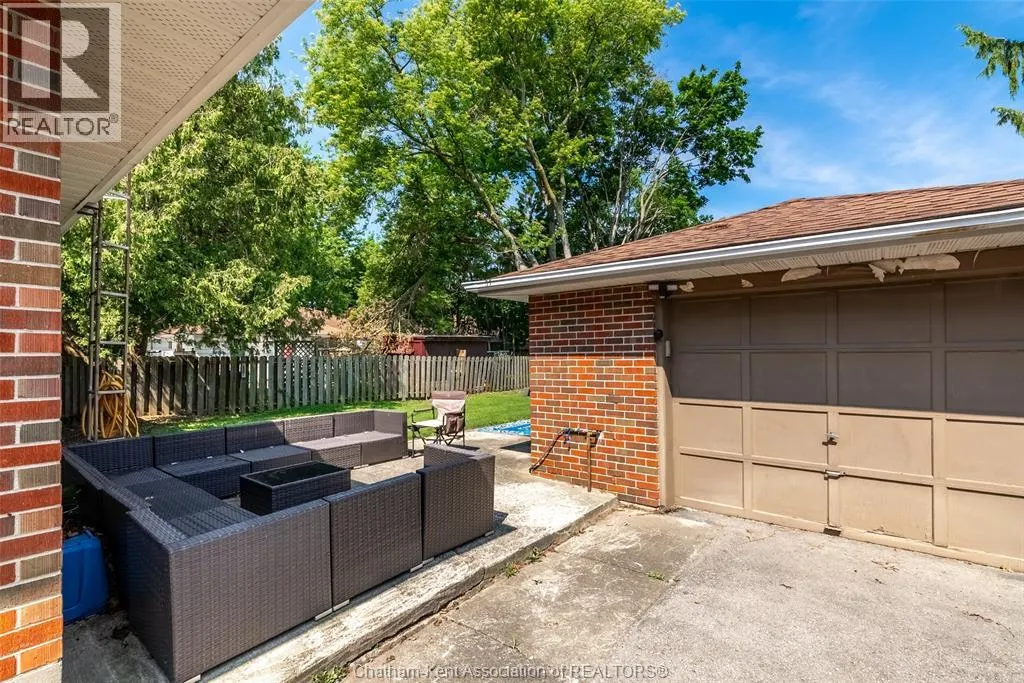 71 McFarlane AVENUE