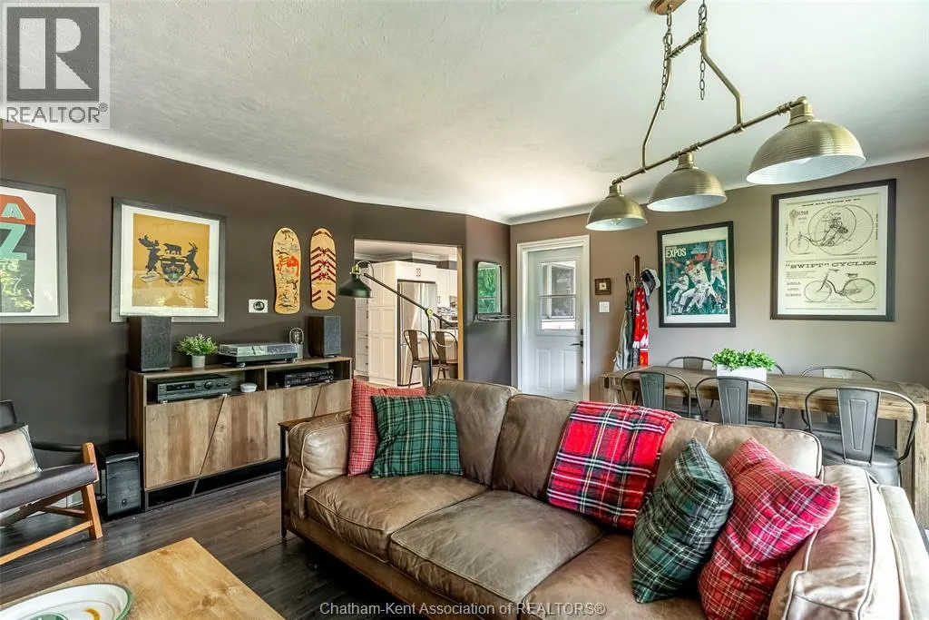 71 McFarlane AVENUE