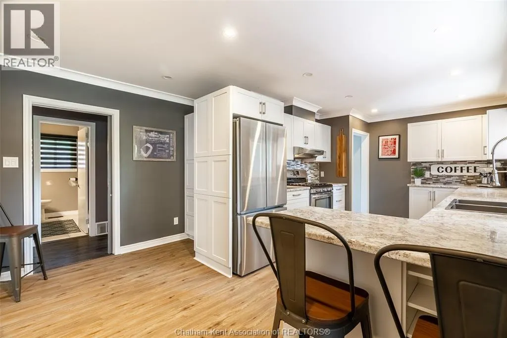 71 McFarlane AVENUE