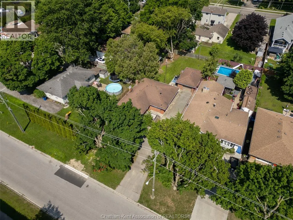 71 McFarlane AVENUE