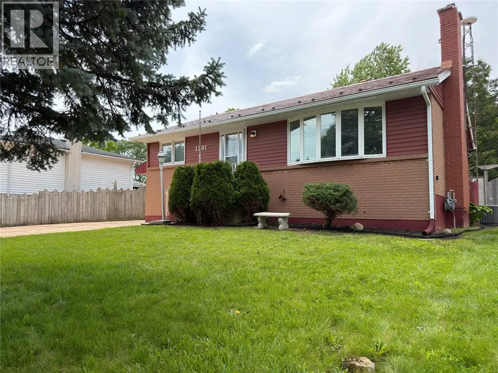 1201 GIFFEL ROAD