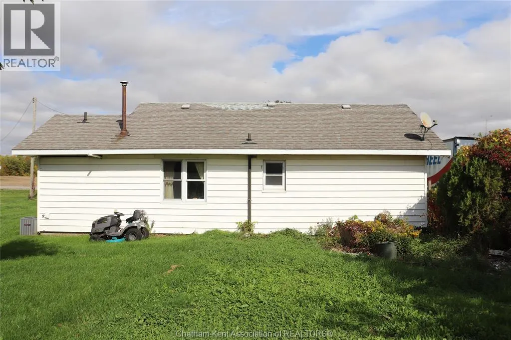 252 Chatham STREET South