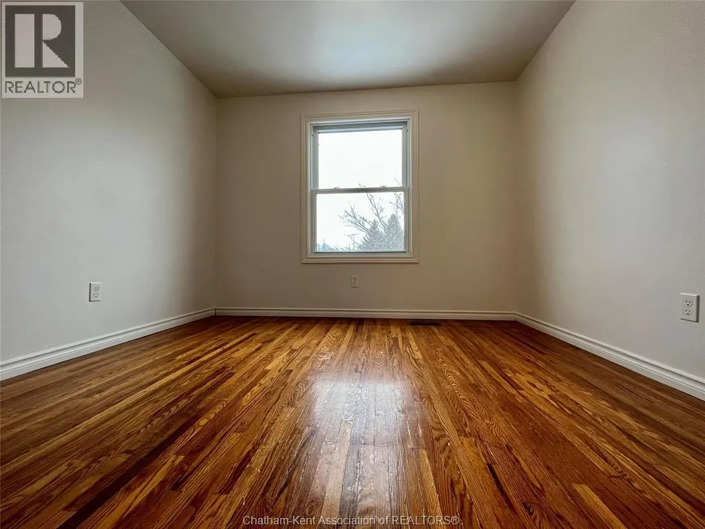 12 Athlone COURT
