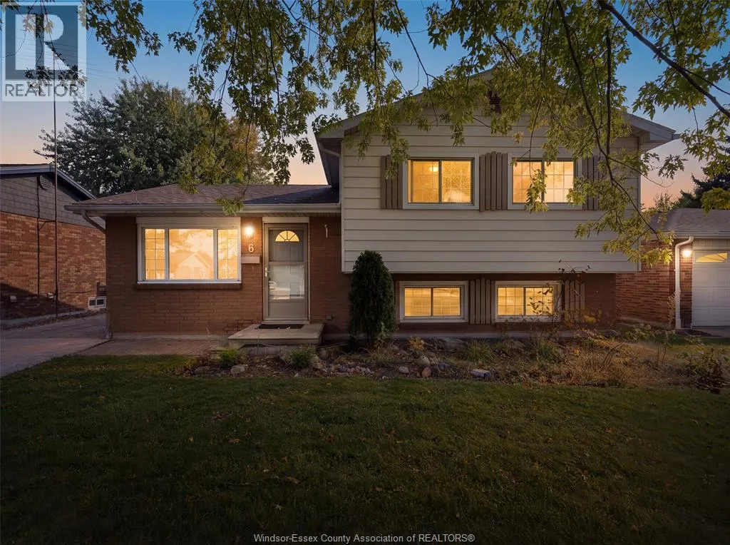 6 CAMELOT AVENUE