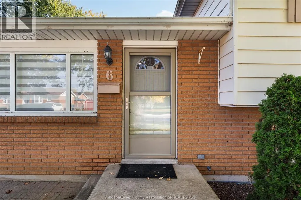 6 CAMELOT AVENUE