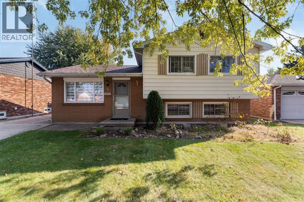 6 CAMELOT AVENUE