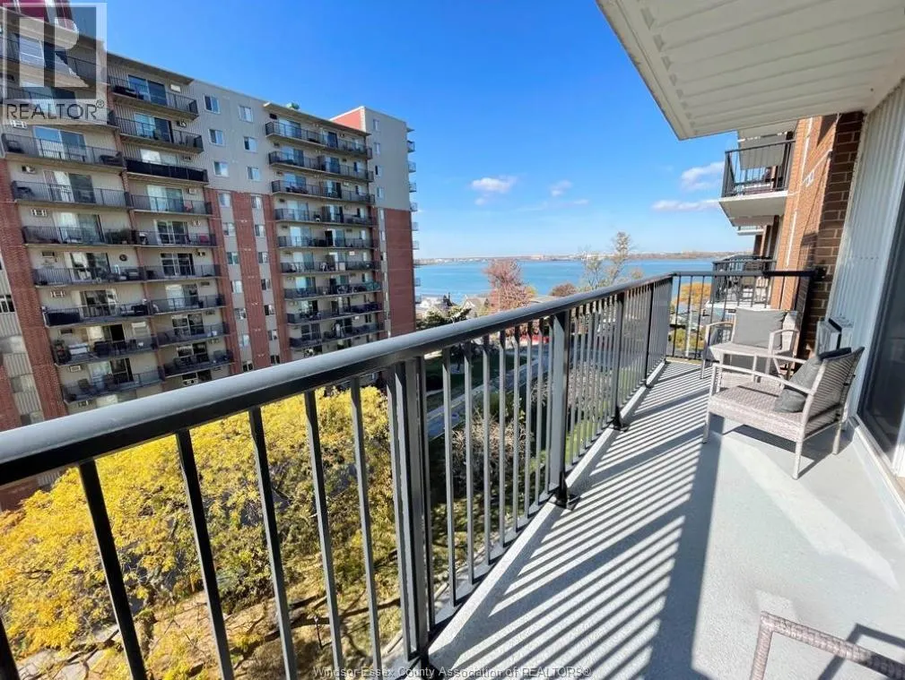8591 RIVERSIDE DRIVE East Unit# 810