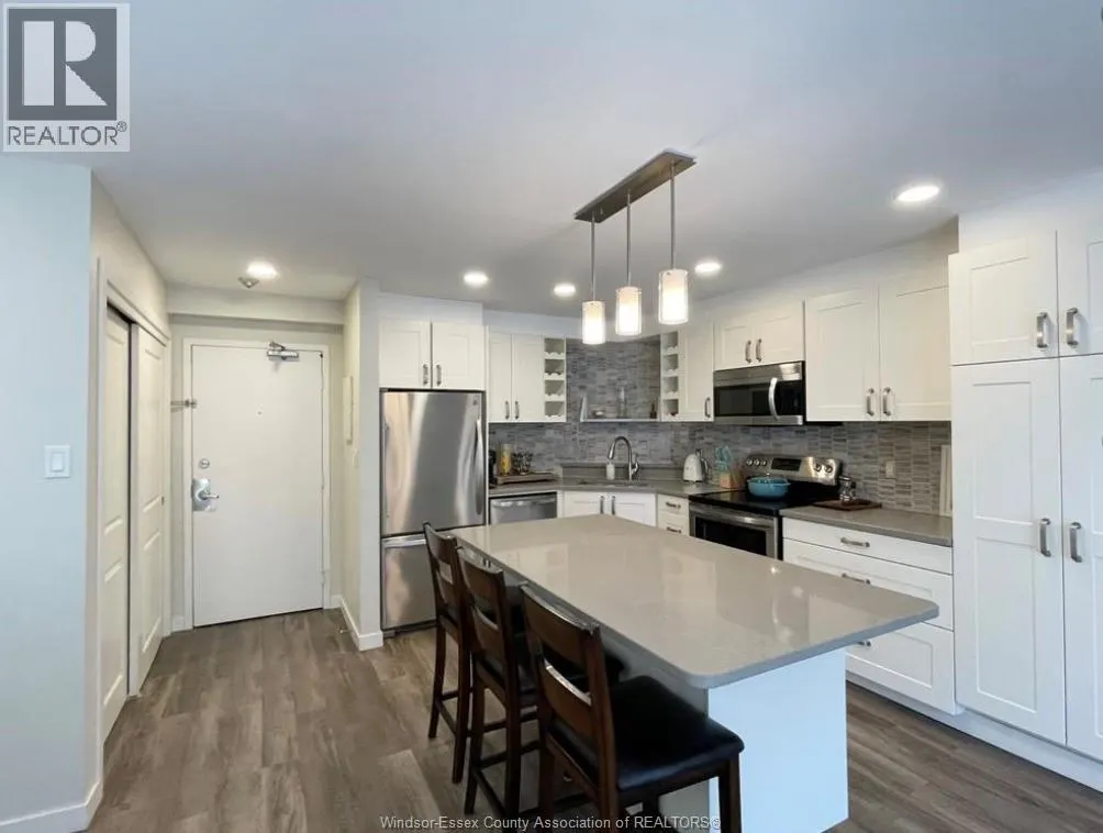 8591 RIVERSIDE DRIVE East Unit# 810
