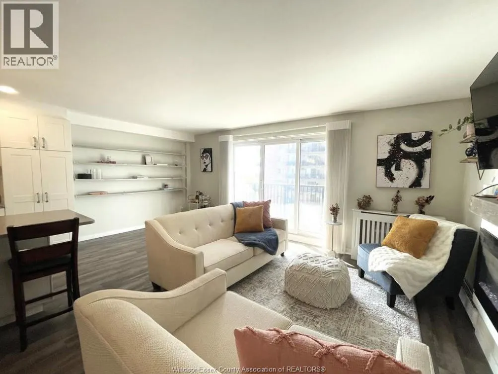 8591 RIVERSIDE DRIVE East Unit# 810